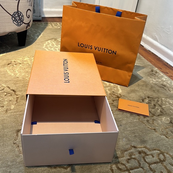 Authentic Louis Vuitton Empty Box - Picture 3 of 8